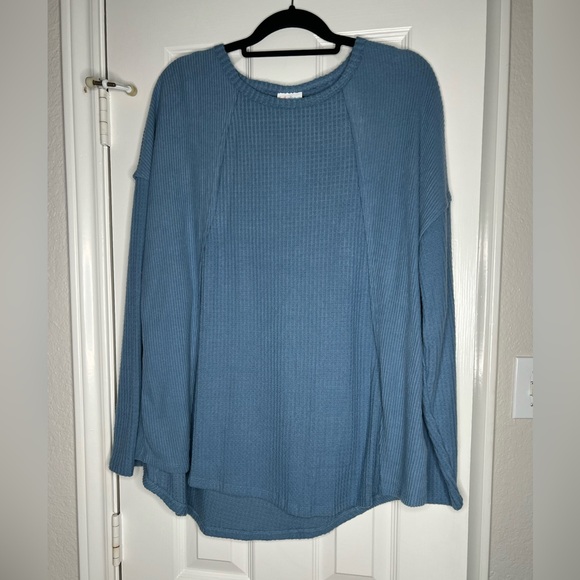 Lularoe Tina - Picture 2 of 6